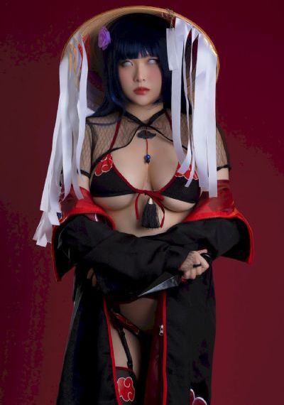 欧美美女皮衣诱惑图片_720视频大全